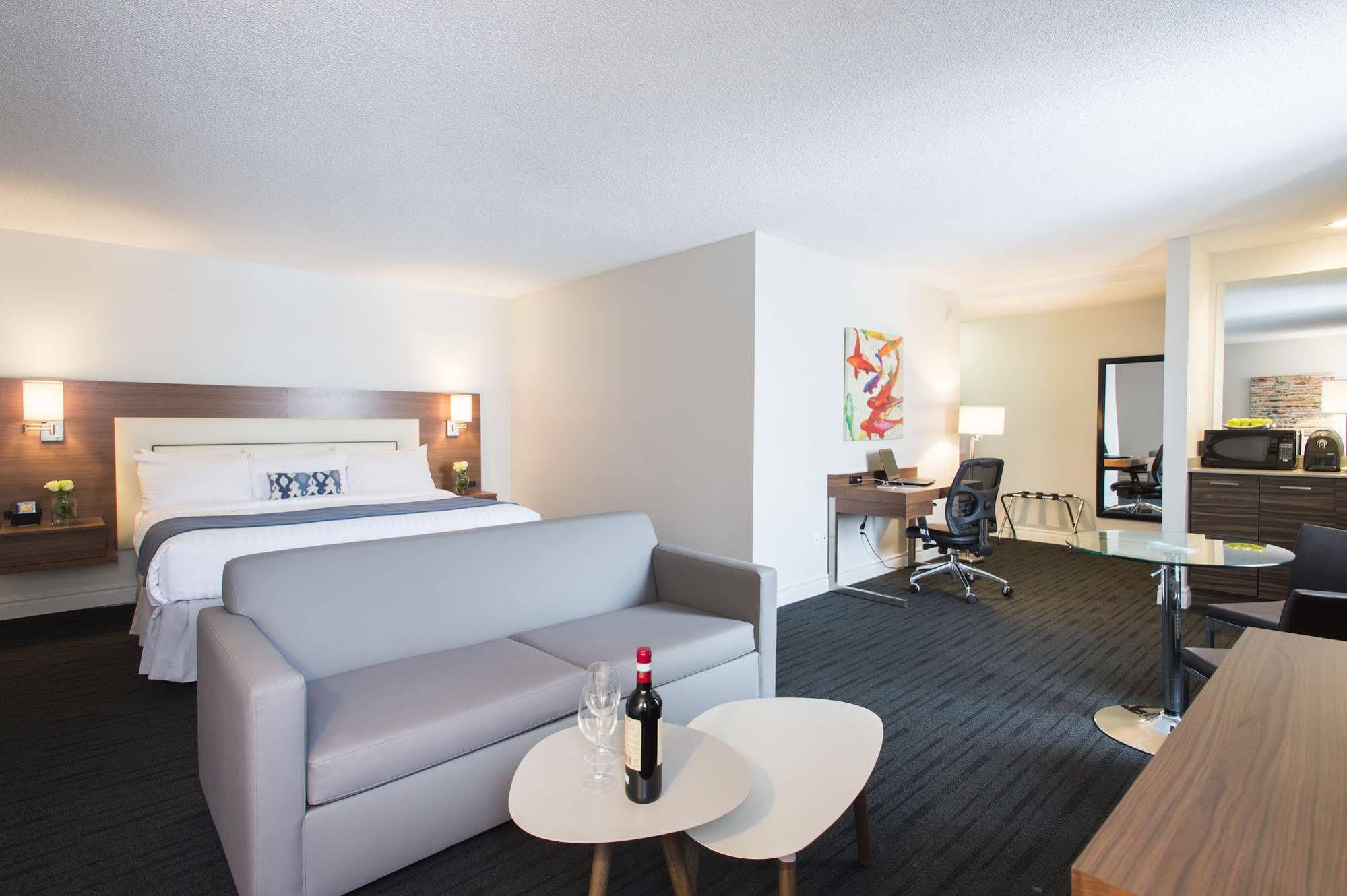 Hotel Albert Par G5 Rouyn Bagian luar foto