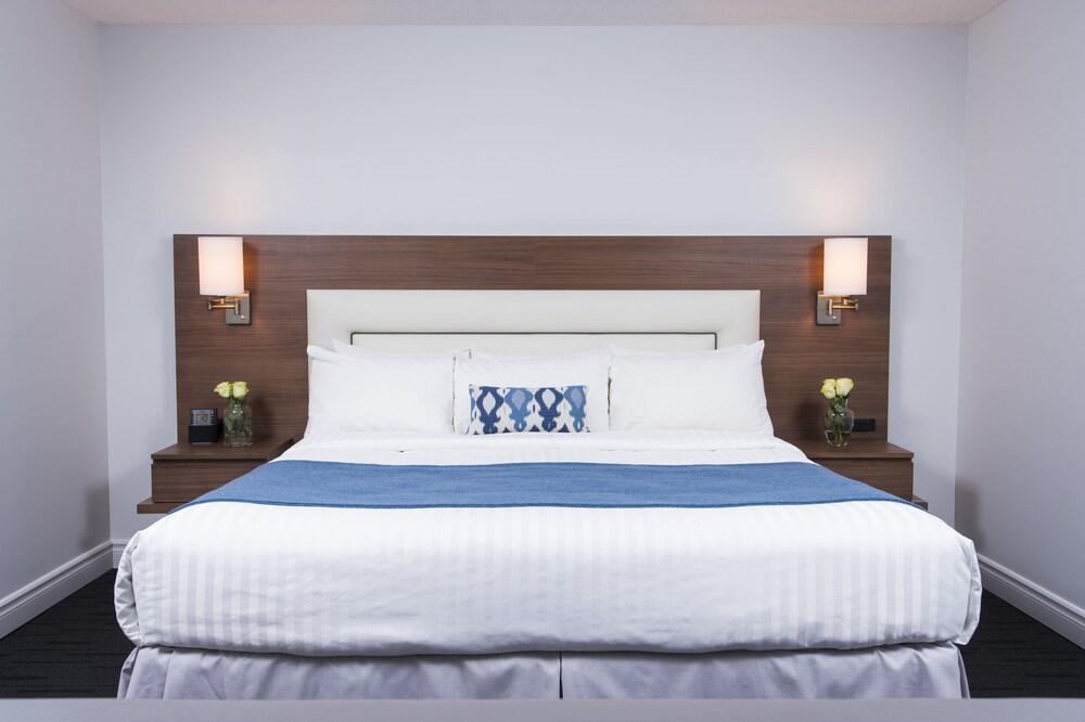 Hotel Albert Par G5 Rouyn Bagian luar foto