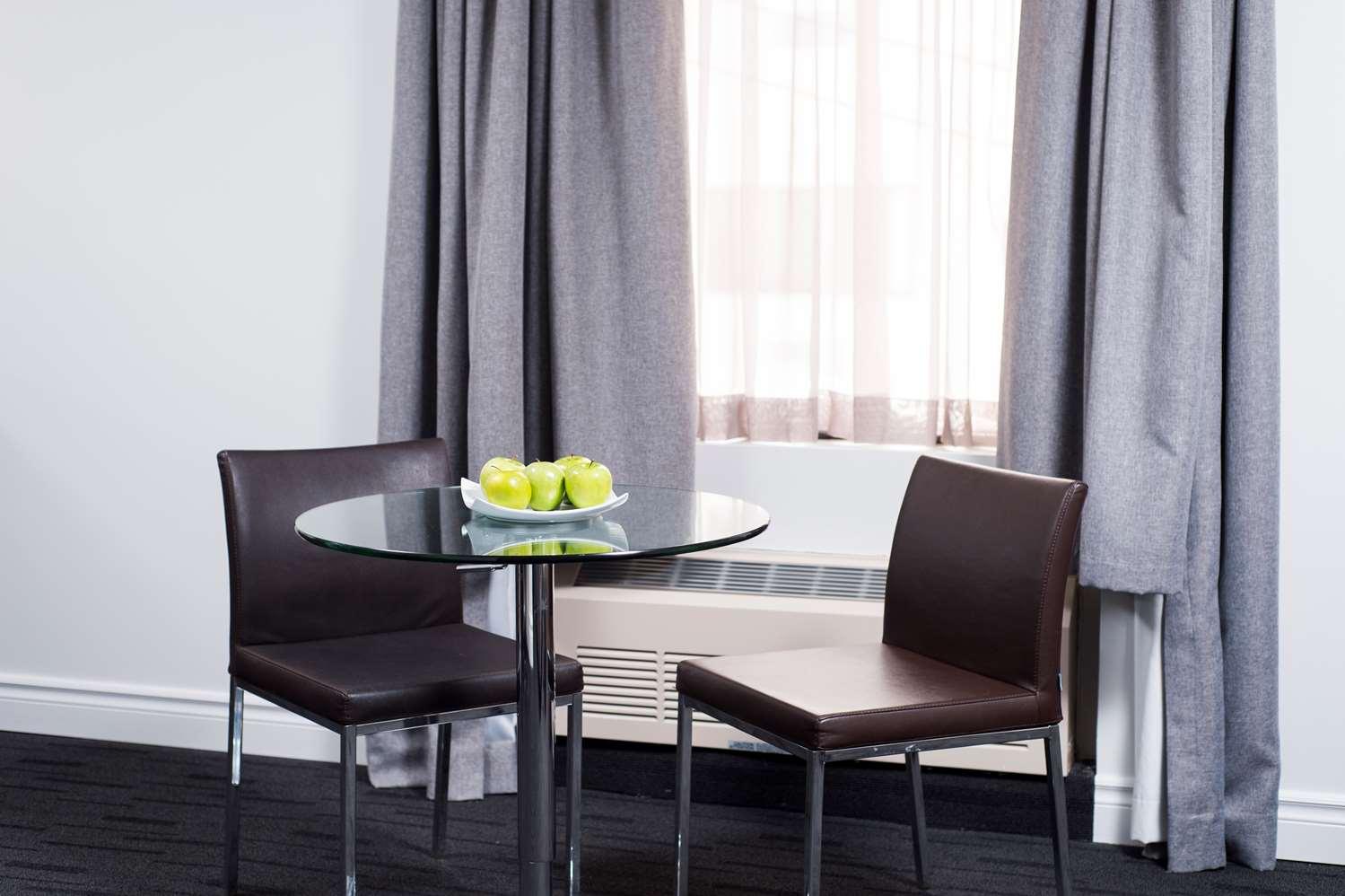 Hotel Albert Par G5 Rouyn Bagian luar foto